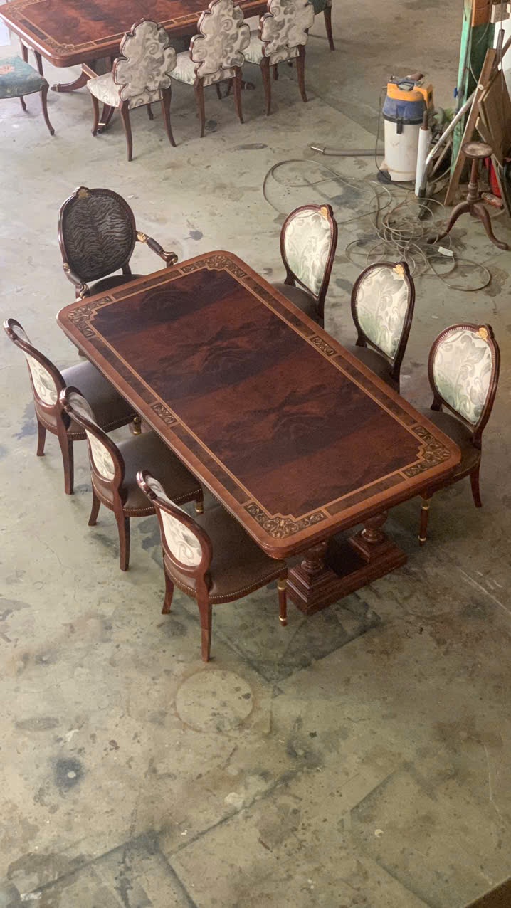 bo-ban-an-tan-co-dien-louis-king-chair-16